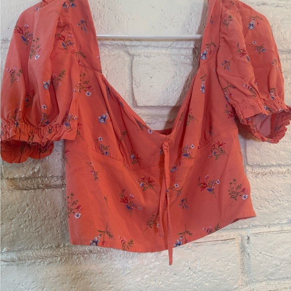 Forever 21 Coral Floral shirt - Picture 1 of 4